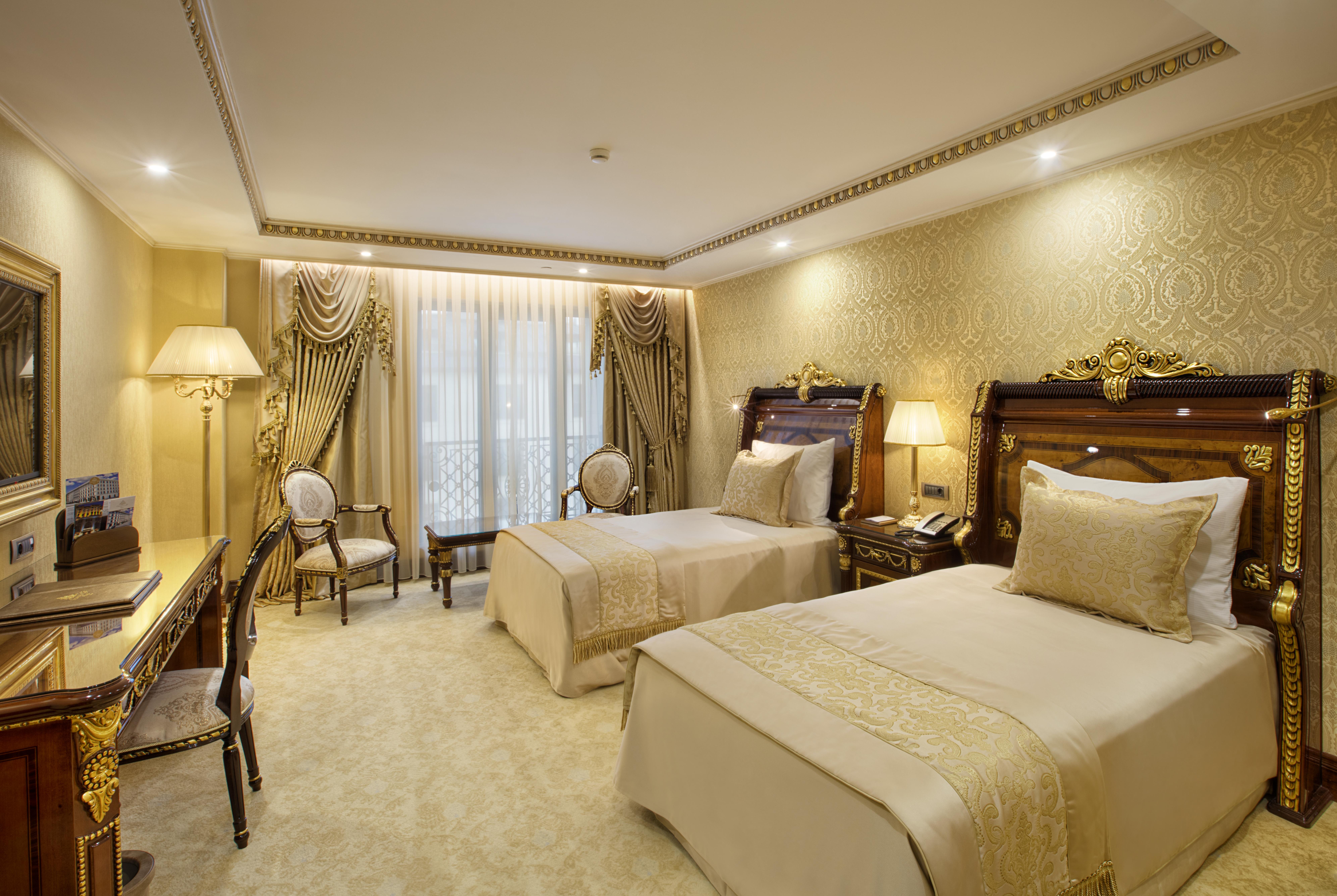 Ottoman'S Life Hotel Deluxe Istanbul Luaran gambar A room at the Four Seasons Hotel