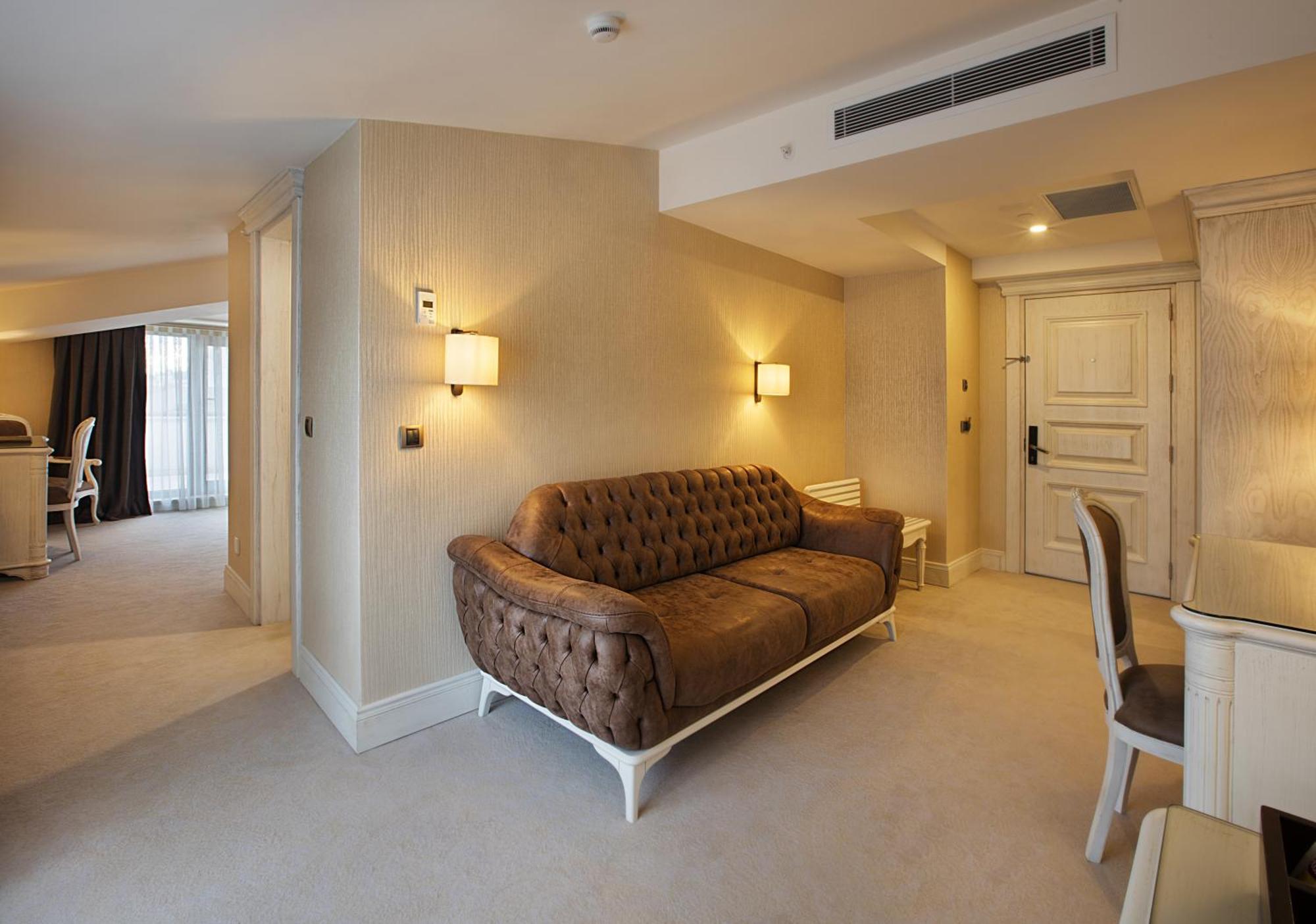 Ottoman'S Life Hotel Deluxe Istanbul Luaran gambar A suite at the hotel
